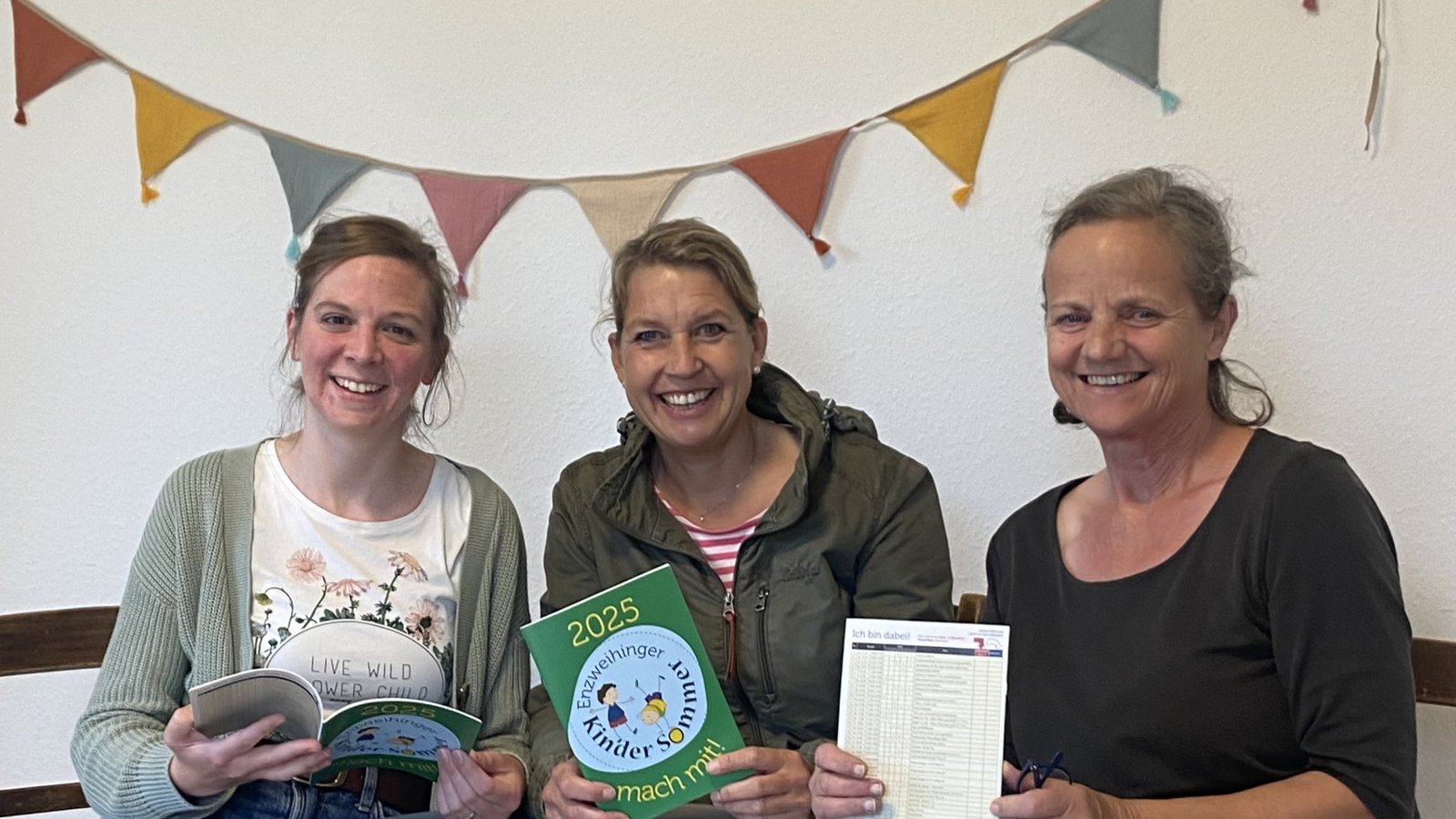 Freuen sich darauf, dass es losgeht (von links): Michelle Schmid (Kifaz), Annette Althaus (Ortschaftsrätin), Ingeborg Welz (Integration). Foto: p Freuen sich darauf, dass es losgeht (von links): Michelle Schmid (Kifaz), Annette Althaus (Ortschaftsrätin), Ingeborg Welz (Integration). Foto: p