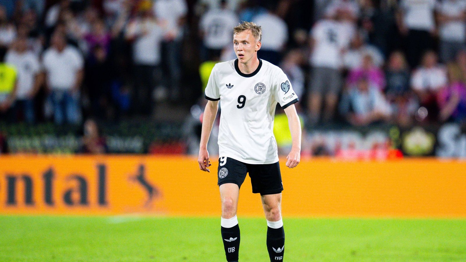 Maximilian Beier (Note 3): Der Dortmunder Offensivmann kam nach 64 Minuten für seinen BVB-Teamkollegen Karim Adeyemi ins Spiel – und legte einen unauffälligen Auftritt hin.Foto: IMAGO/Noah Wedel