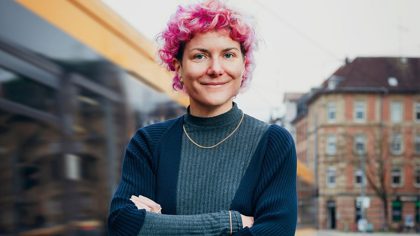 Franziska Meinherz in Karlsruhe: Ihr Herz ist in der Westschweiz, dort leben ihre Partnerin sowie Freude und Familie.Foto: KIT/Chiara Bellamoli Franziska Meinherz in Karlsruhe: Ihr Herz ist in der Westschweiz, dort leben ihre Partnerin sowie Freude und Familie.Foto: KIT/Chiara Bellamoli