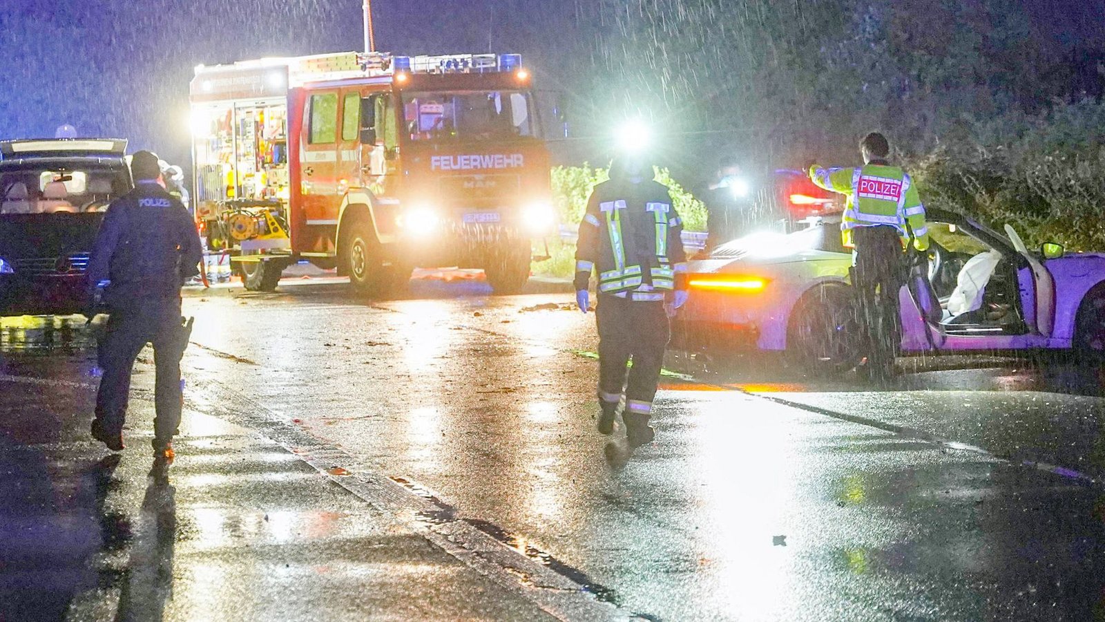 Der Unfallort nahe Freiburg.Foto: Nick Kauz/EinsatzReport24/dpa/Nick Kauz