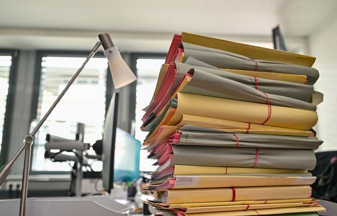Das neue Gesetz soll in Teilen helfen, Aktenberge zu reduzieren.<span class='image-autor'>Foto: picture alliance/dpa</span>