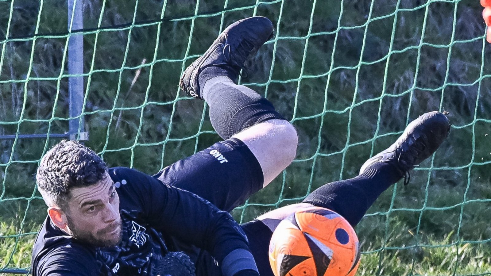 Auch mit 35 Jahren denkt Kleinglattbachs Keeper Tobias Linder noch nicht ans Aufhören. Foto: Leitner Auch mit 35 Jahren denkt Kleinglattbachs Keeper Tobias Linder noch nicht ans Aufhören. Foto: Leitner
