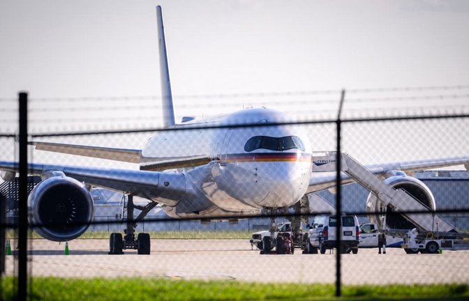 Der Regierungsflieger hat einen technischen Schaden.<span class='image-autor'>Bernd von Jutrczenka/dpa</span>
