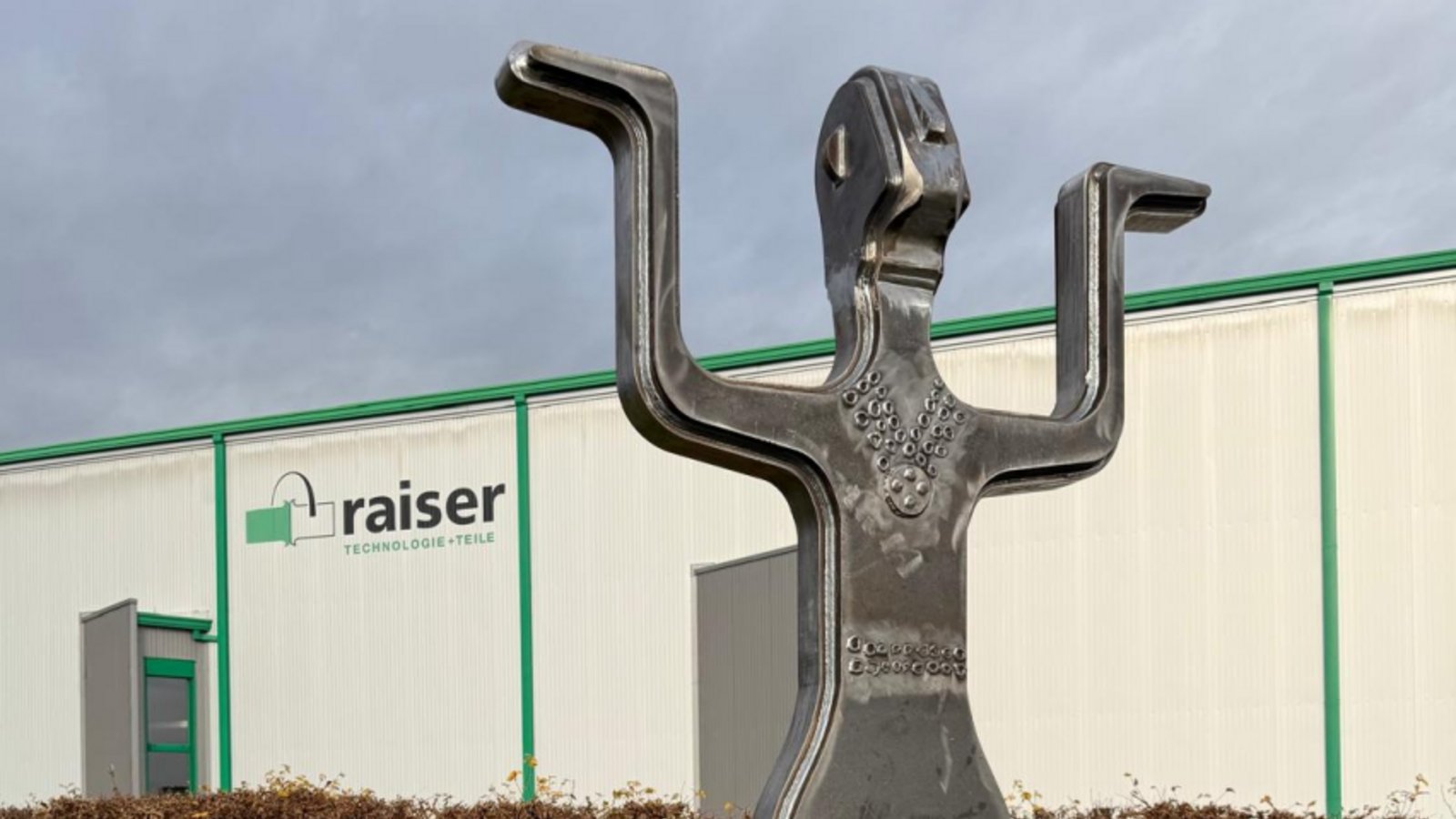 Die neue Kelten-Statue. Foto: Raiser Die neue Kelten-Statue. Foto: Raiser