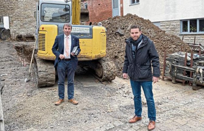 Landtagsabgeordneter Konrad Epple zu Gast bei Bürgermeister Frank Wittendorfer.  Foto: p