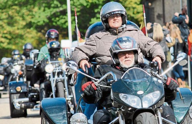 Gestern startete die Ausfahrt beim 19. Illinger Motorradherbst. Fotos: Stahlfeld
