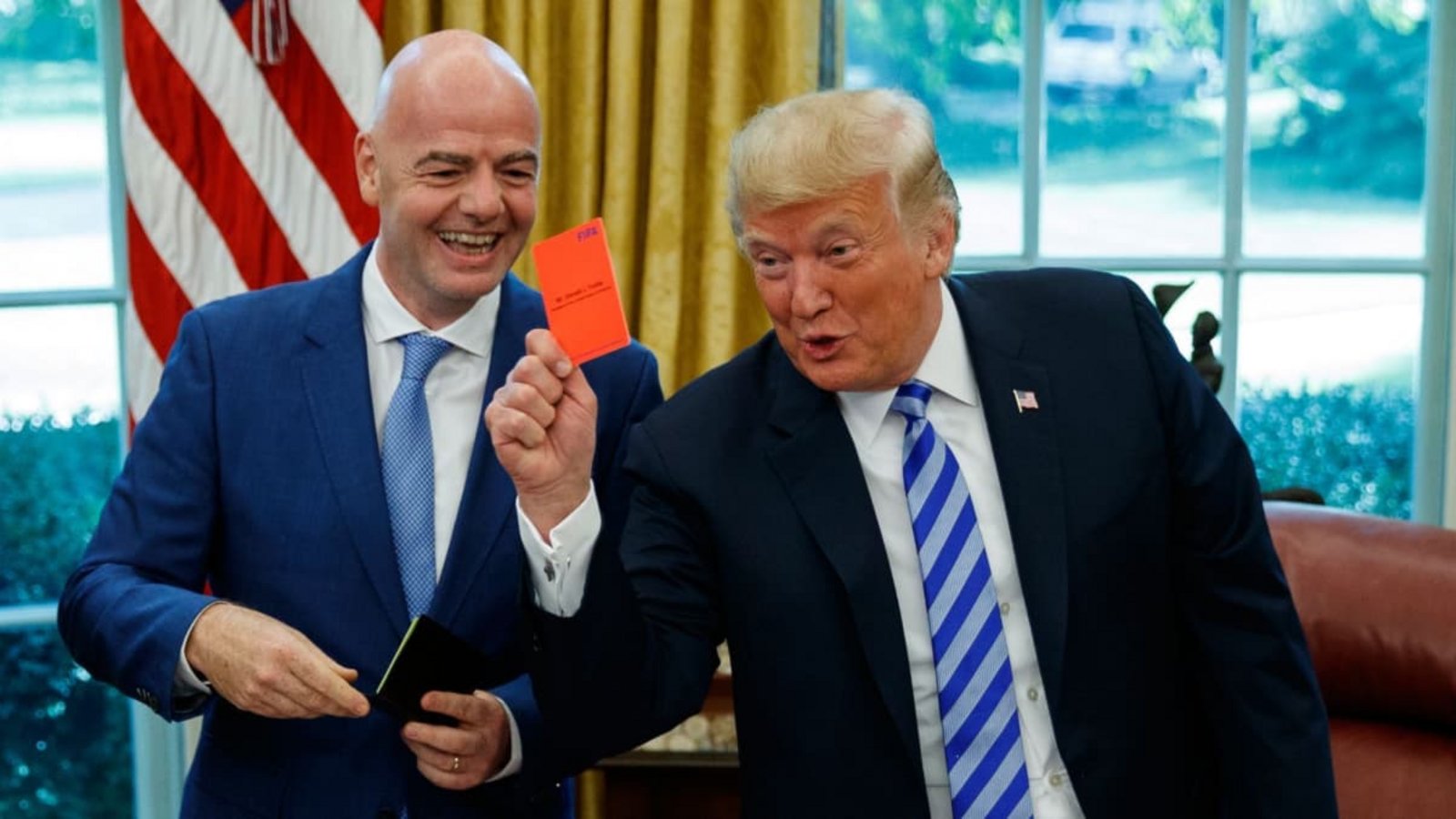 Der Fifa-Chef Gianni Infantino (links) und der US-Präsident Donald Trump treiben ein durchschaubares Spiel.Evan Vucci/AP/dpa