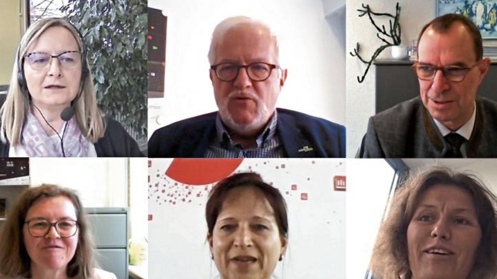 Zum ersten Mal wird die Aus- und Weiterbildungsbörse Mühlacker online stattfinden, eine spannende Erfahrung auch für Gabriele Hildwein, Matthias Baumann, Frank Schneider (oben, von links), Anette Popp, Annette Hanfstein und Susanne Schray (unten, von links) Foto: Friedrich