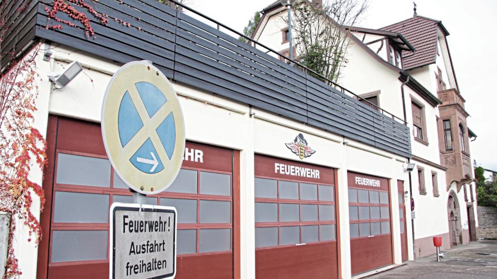 Das Feuerwehrgerätehaus in Oberriexingen ist zu klein. Foto: Banholzer Das Feuerwehrgerätehaus in Oberriexingen ist zu klein. Foto: Banholzer