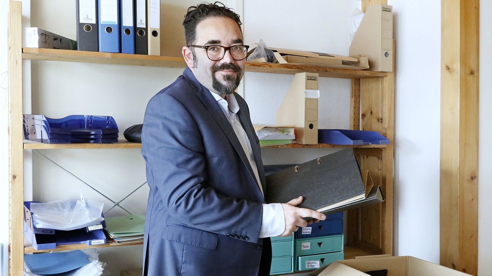 Chris Kühn zog 2013 als Vertretung des Wahlkreises 290 Tübingen in den Bundestag – jetzt hat er sein Büro geräumt.Foto: Fotodesign Horst Haas Chris Kühn zog 2013 als Vertretung des Wahlkreises 290 Tübingen in den Bundestag – jetzt hat er sein Büro geräumt.Foto: Fotodesign Horst Haas