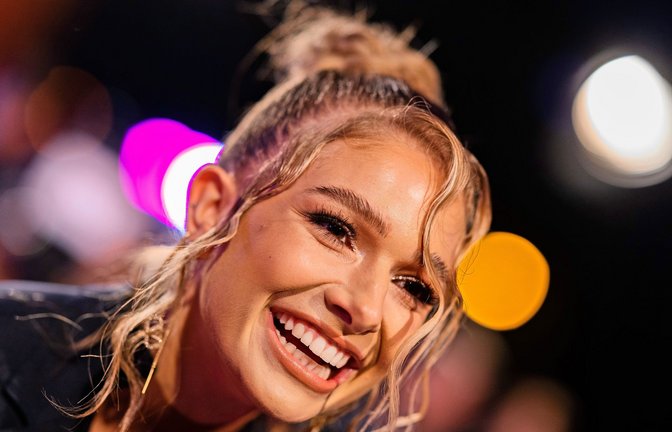Lola Weippert moderiert seit 2021 "Temptation Island".<span class='image-autor'>Foto: dpa</span>