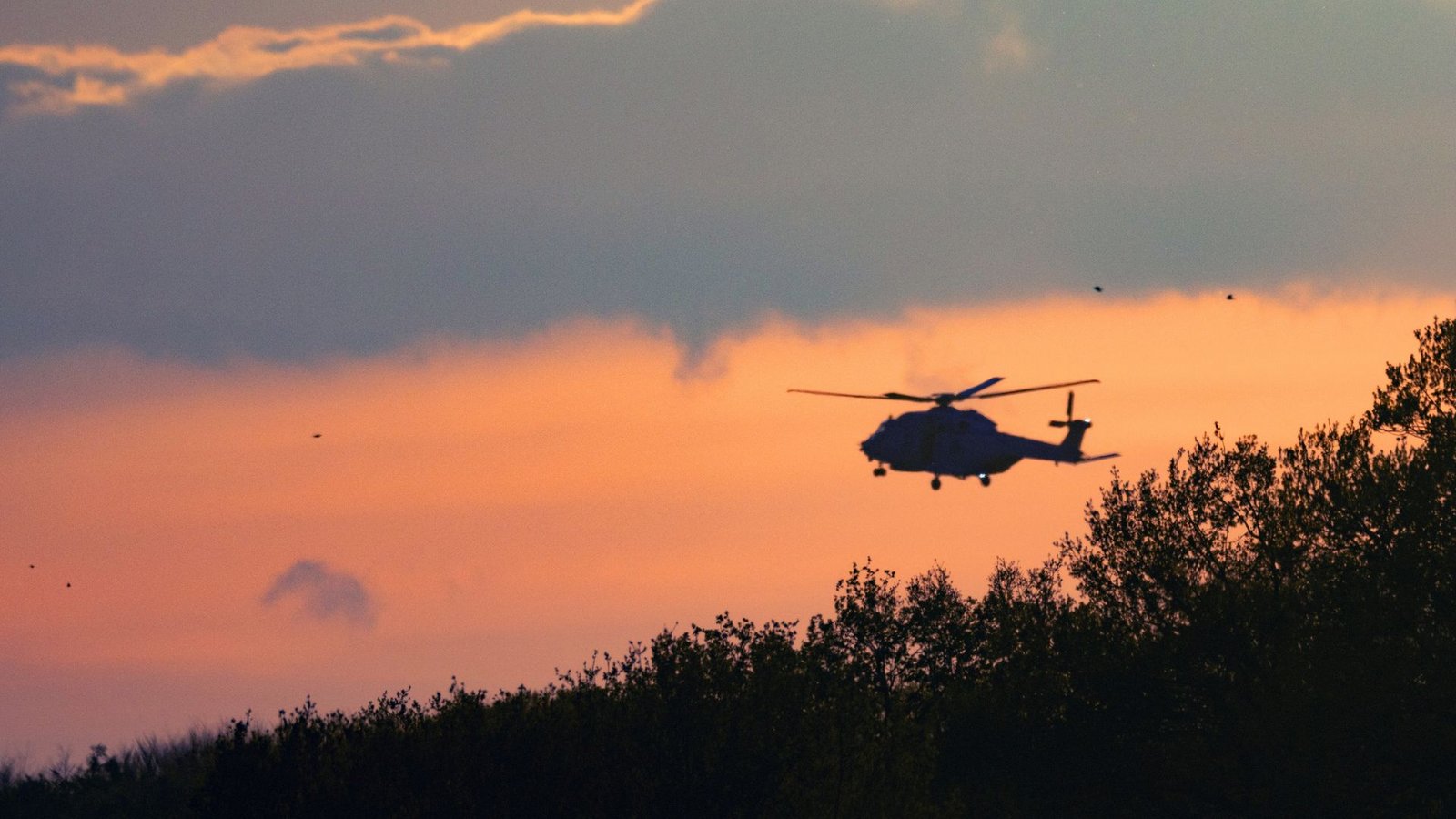 Die Bundeswehr beteiligt sich seit Tagen an der Suche nach Arian - etwa mit einem Tornado-Flugzeug, Drohnen und einem Hubschrauber.Foto: Markus Hibbeler/dpa