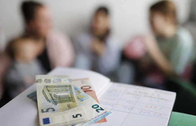 Auch bei der Kindergrundsicherung für Familien will die Regierung kürzen (Symbolbild).<span class='image-autor'>Foto: Imago/Photothek//Ute Grabowsky</span>