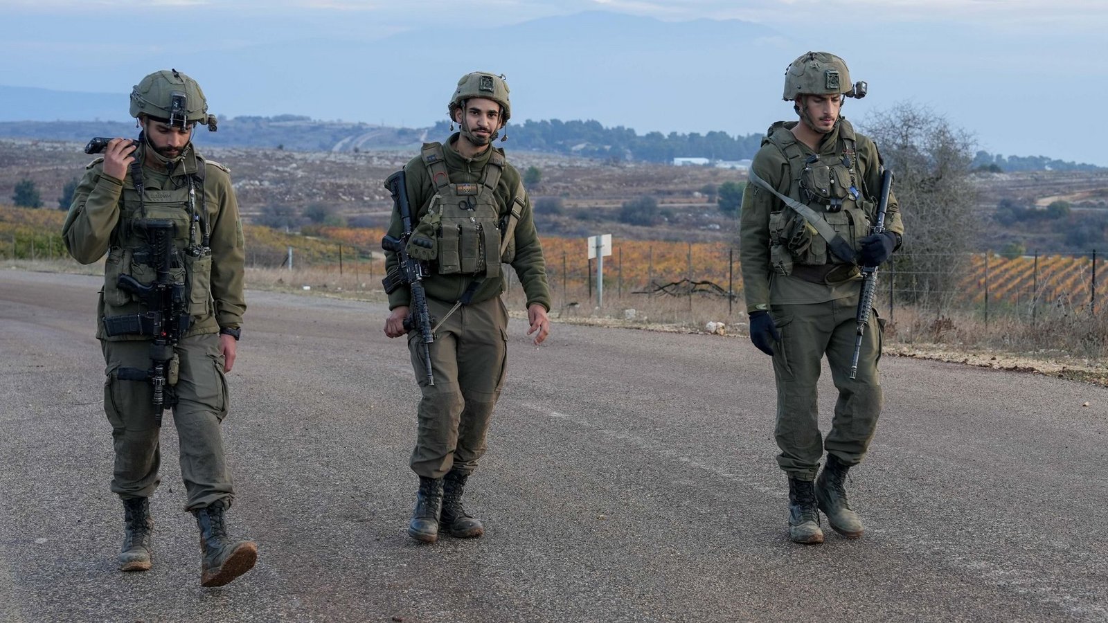Israelische Soldaten. Die israelische Armee hat die Bewohner von fünf Ortschaften im Süden des Libanon zur sofortigen Evakuierung aufgerufen (Symbolfoto).Foto: picture alliance/dpa/JINI via XinHua/Ayal Margolin Israelische Soldaten. Die israelische Armee hat die Bewohner von fünf Ortschaften im Süden des Libanon zur sofortigen Evakuierung aufgerufen (Symbolfoto).Foto: picture alliance/dpa/JINI via XinHua/Ayal Margolin