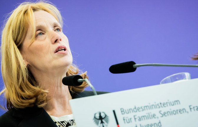 Bundesbildungsministerin Karin Prien (CDU) erwartet von den Ländern möglichst viel Investitionen in Bildung (Archivbild).<span class='image-autor'>Foto: Christoph Soeder/dpa/Christoph Soeder</span>