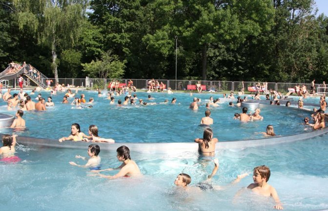 Im Freibad in Kirchheim ist nach Angaben der Stadt täglich ein Security-Mitarbeiter im Einsatz.<span class='image-autor'>Stadt Kirchheim unter Teck</span>