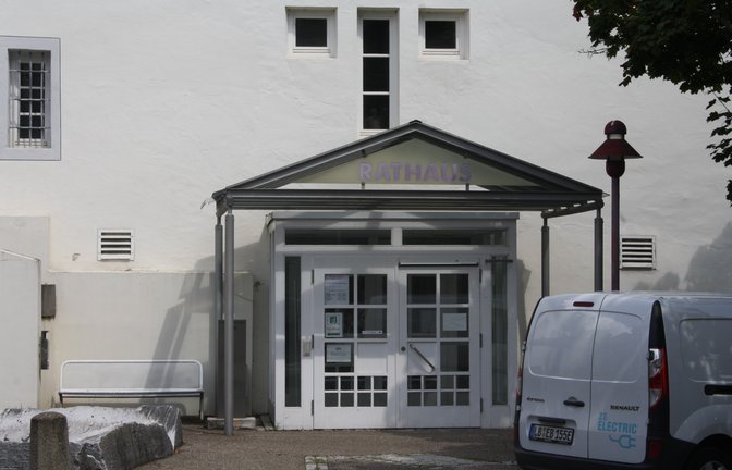 Im Eberdinger Rathaus wird der Brandschutz geprüft. <span class='image-autor'>Foto: Mross</span>