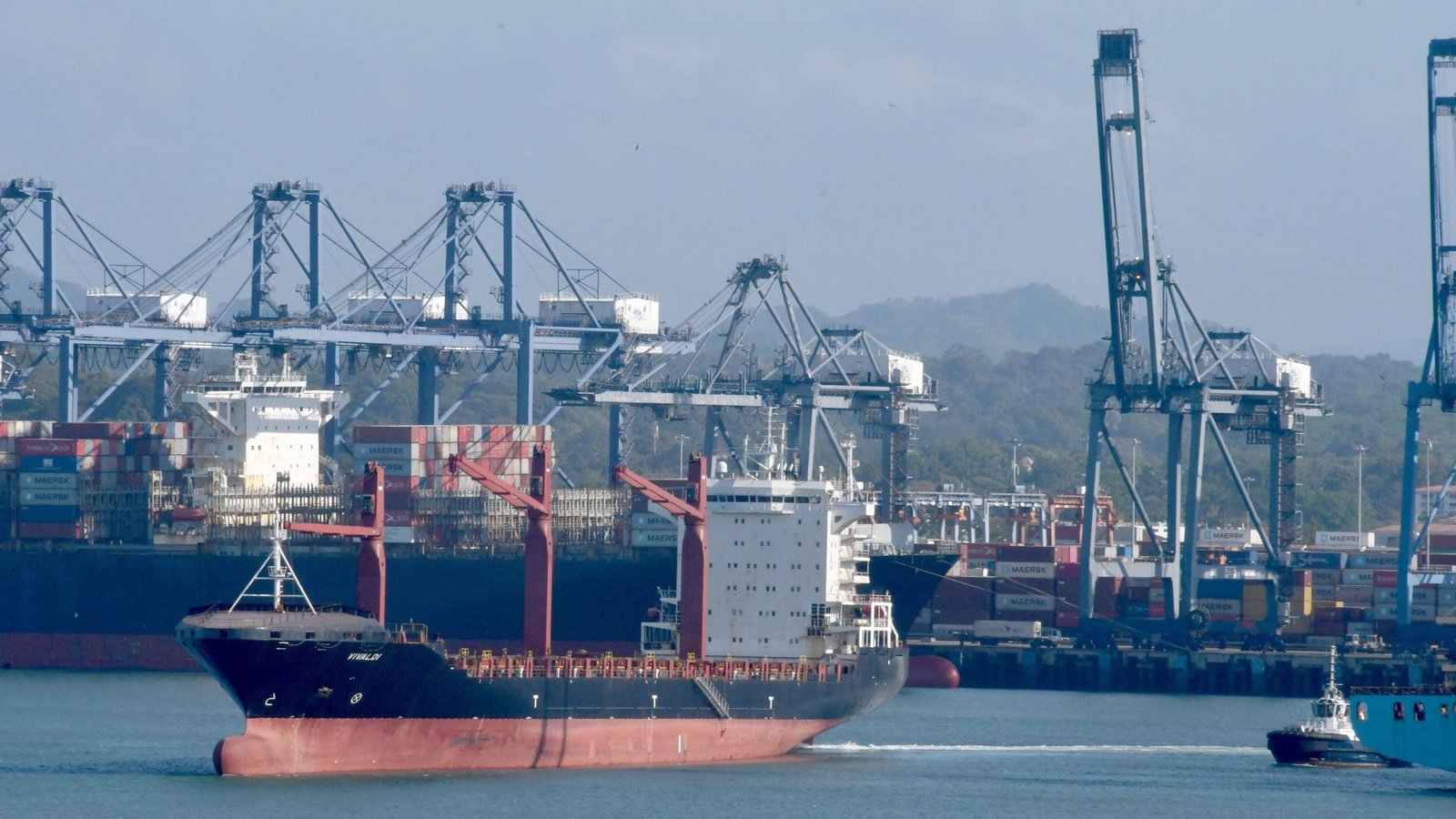 Der Betreiber der Häfen an beiden Seiten des Panama-Kanals will diese an ein US-Konsortium verkaufen.Foto: IMAGO/ZUMA Press Wire/IMAGO/Mark Hertzberg Der Betreiber der Häfen an beiden Seiten des Panama-Kanals will diese an ein US-Konsortium verkaufen.Foto: IMAGO/ZUMA Press Wire/IMAGO/Mark Hertzberg
