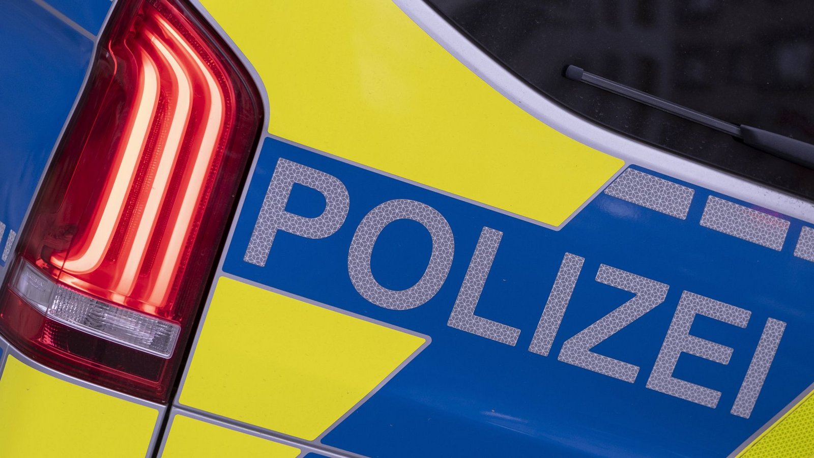 Die Zahl der körperlichen Angriffe auf Journalisten in Deutschland ist laut einer Studie  wieder angestiegen (Symbolfoto).Foto: IMAGO/Guido Schiefer/IMAGO/Guido Schiefer