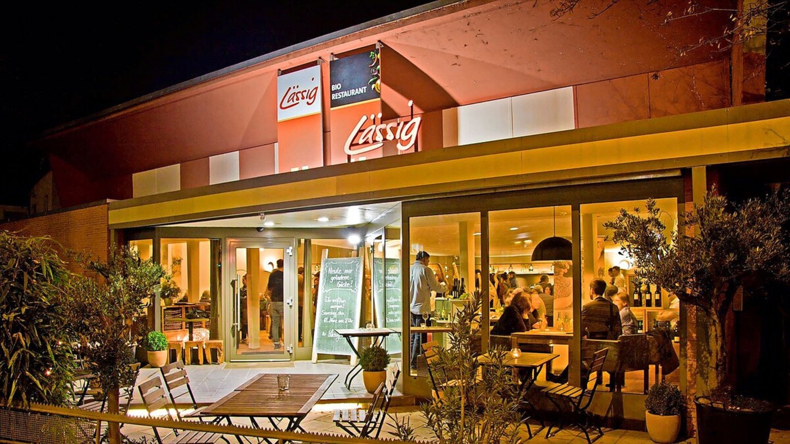 Nach 15 Jahren musste das Bio-Restaurant Lässig wegen finanzieller Probleme geschlossen werden. Nun startet es mit einem neuen Betreiber im April neu.Foto: Lässig Nach 15 Jahren musste das Bio-Restaurant Lässig wegen finanzieller Probleme geschlossen werden. Nun startet es mit einem neuen Betreiber im April neu.Foto: Lässig