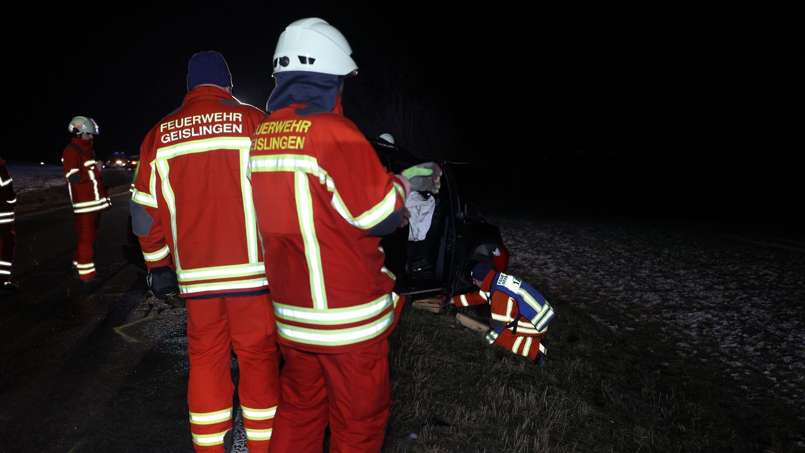 Die Fahrzeuge mussten geborgen werden.Foto: SDMG/Kern