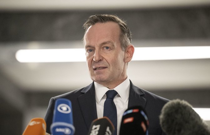 Malt das Schreckgespenst von Fahrverboten an die Wand: Bundesverkehrsminister Volker Wissing (FDP).<span class='image-autor'>Foto: dpa/Hannes P Albert</span>