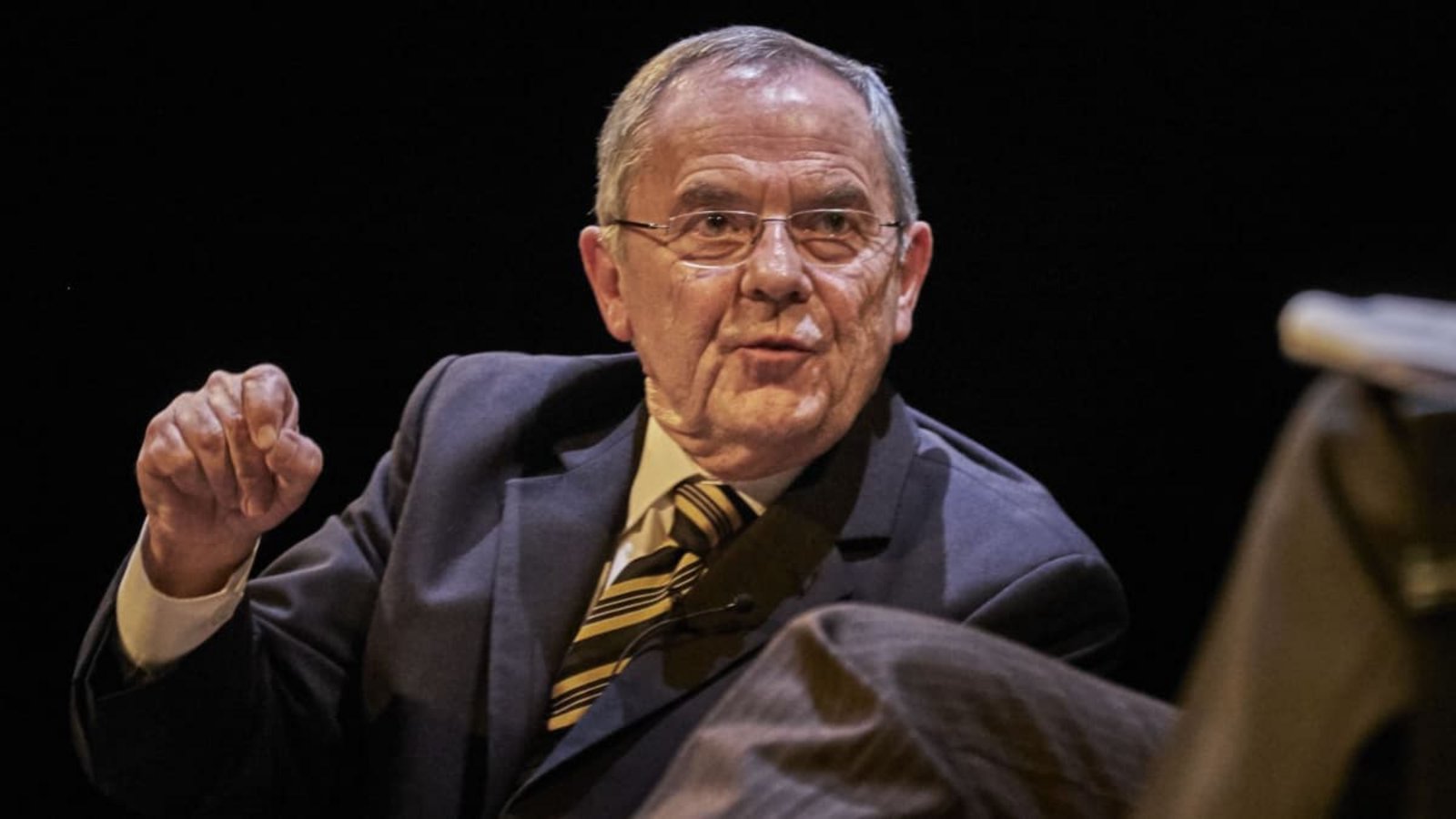 Wolfgang Schneiderhan: „Alle, die die Demokratie verunglimpfen und uns einreden wollen, dass ein autoritärer Staat besser sei und wir wieder einen starken Mann brauchen, müssen unseren Widerstand finden.“Lichtgut/Heinz Hess