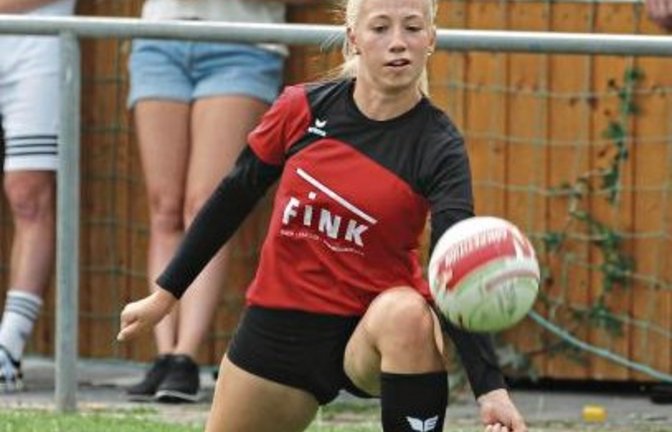 Lena Schiller war schon bei der süddeutschen Meisterschaft der U 18 eine Bank in der Abwehr für die Vaihingerinnen.  Foto: Nachreiner