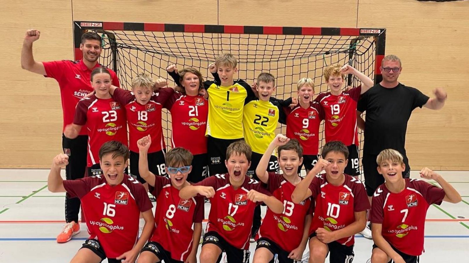 Großer Jubel bei der D 1 des HC Metter-Enz über den Sieg gegen Bottwar. Foto: privat