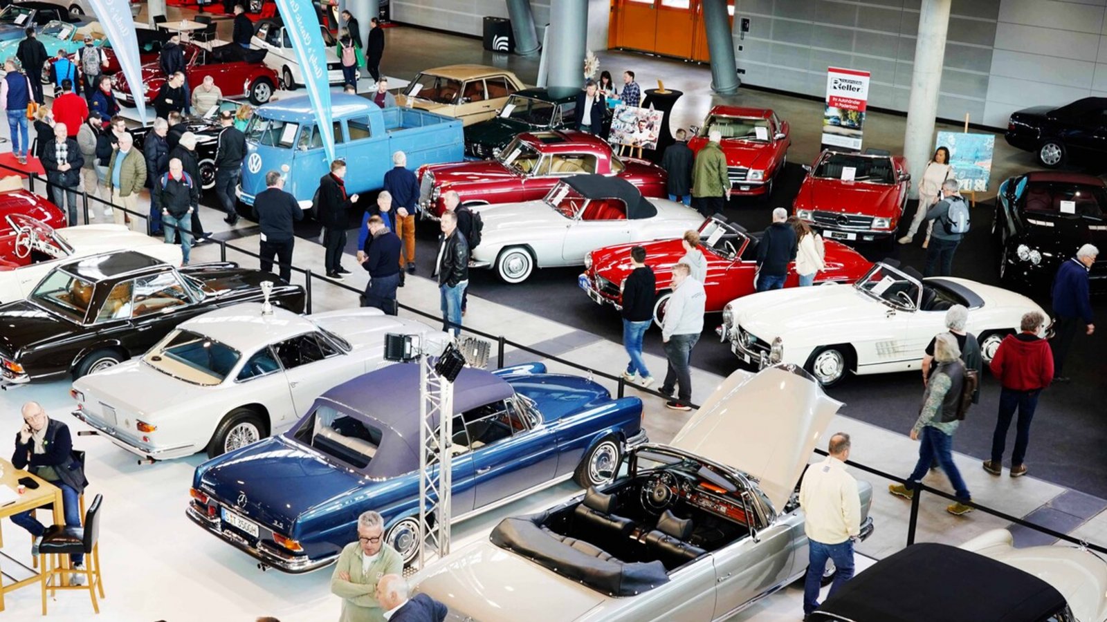 Auf der Retro Classics waren wieder viele Mercedes-Oldtimer zu sehen.Foto: Andreas Rosar Fotoagentur-Stuttg