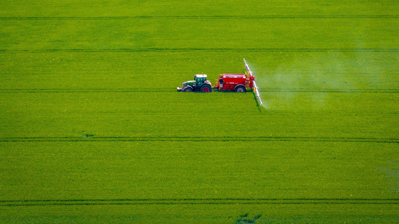 Durch die Stoffstrombilanzverordnung sollte die Verwendung von Düngemitteln nachvollzogen werden. (Symbolbild)Foto: Jens Büttner/dpa