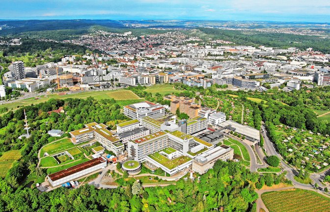 Das Robert-Bosch-Krankenhaus am Burgholzhof: Das neue „sehr große“ Gebäude, das den Gesundheitscampus erweitert, soll laut Robert-Bosch-Stiftung im linken unteren Bereich entstehen.<span class='image-autor'>Foto: BoschHealthCampus</span>