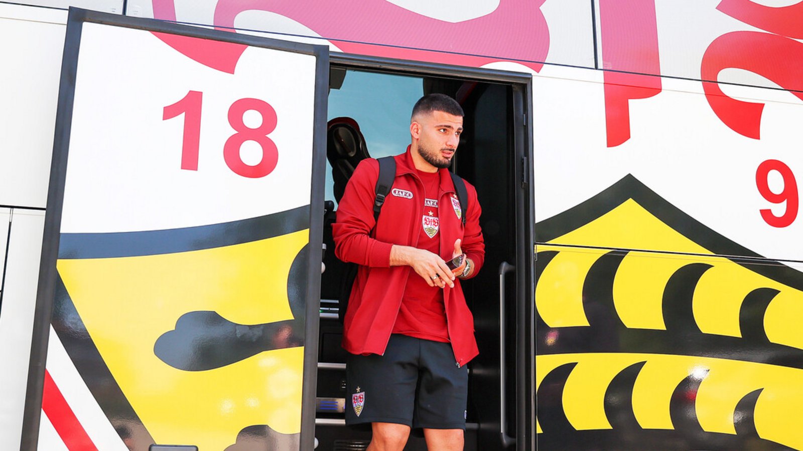 Deniz Undav ist nach der
WM-Enttäuschung zurück beim VfB.Foto: Baumann Deniz Undav ist nach der
WM-Enttäuschung zurück beim VfB.Foto: Baumann