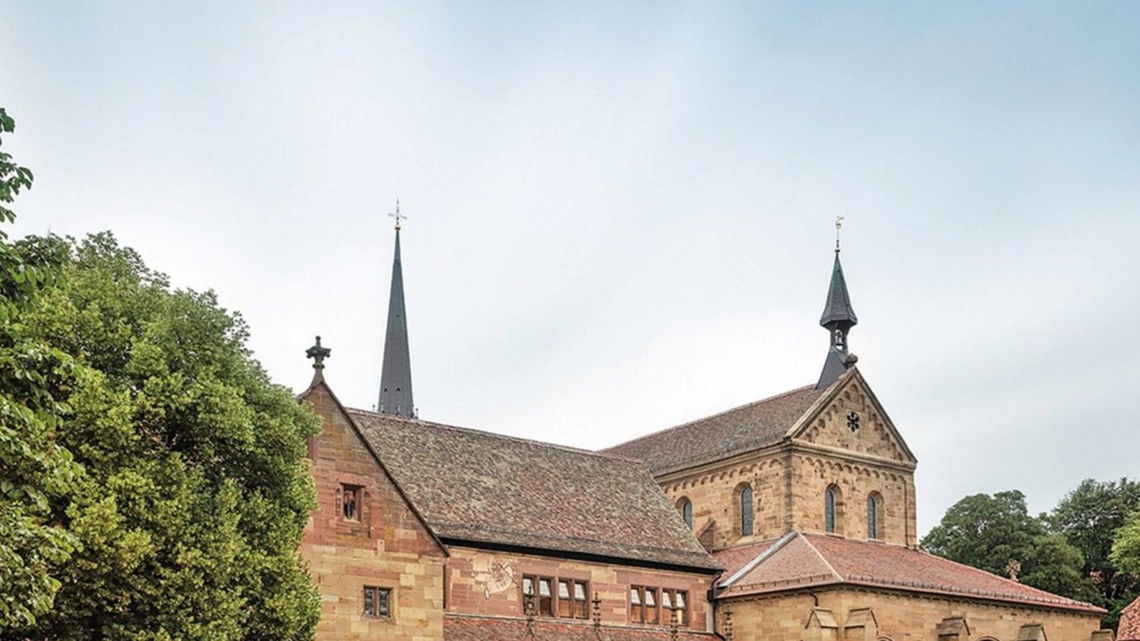 Blick hinter die Mauern: Führung durch das Unesco-Welterbe Kloster Maulbronn.       Foto: SSG/Bayerl
