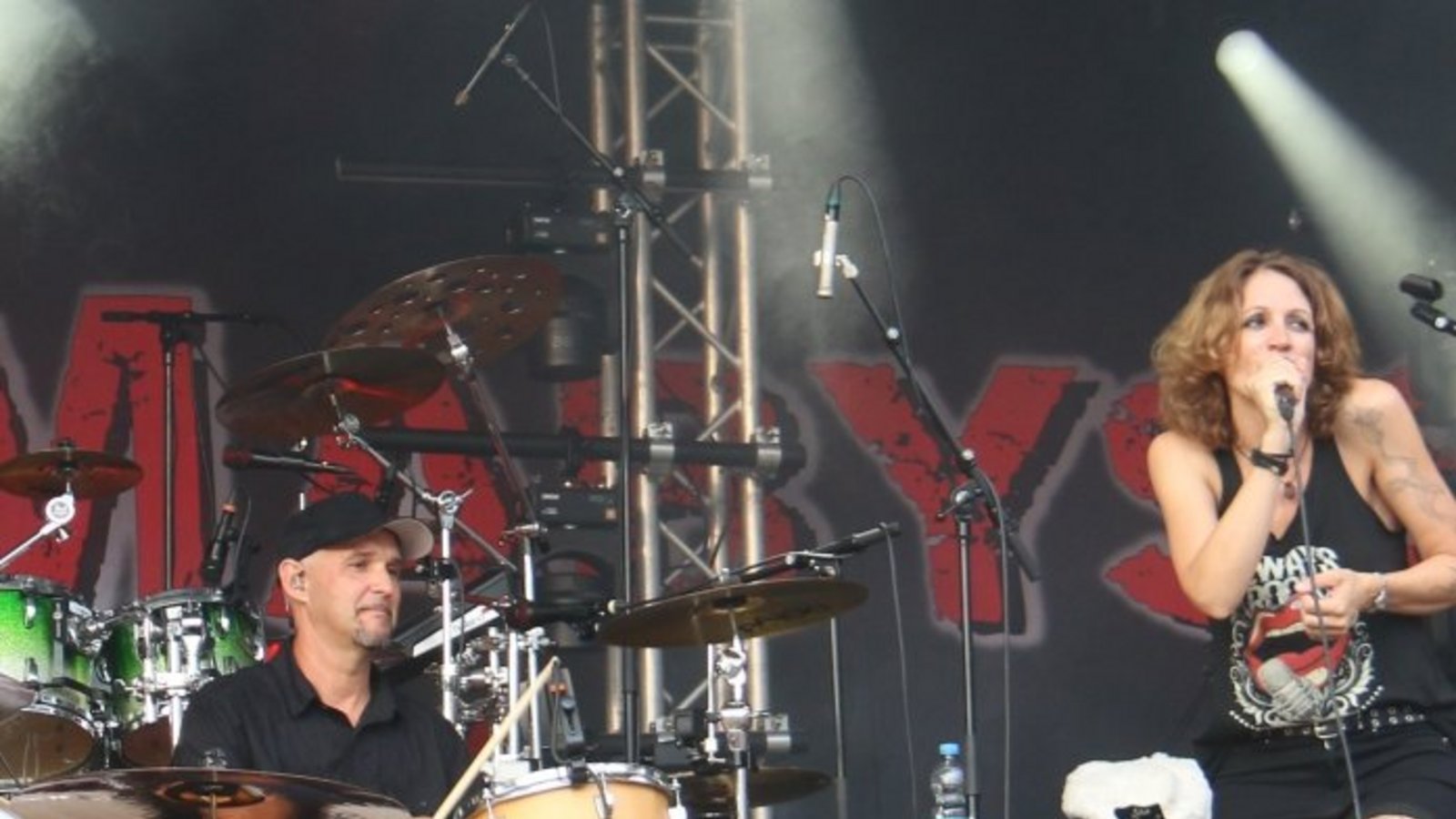 Uli Meine Band um Sängerin Uli Schradi heizt als Vor-Band ein.