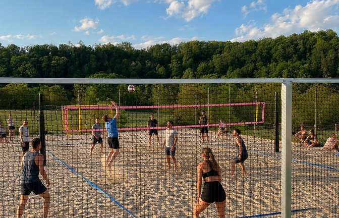 Urlaubs-Feeling beim Beach-Volleyball. <span class='image-autor'>Fotos: p</span>