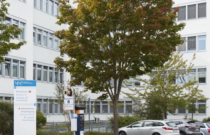 Weniger Minus, trotzdem muss bei der RKH, hier die Klinik Bietigheim, gespart werden. <span class='image-autor'>Foto: RKH</span>