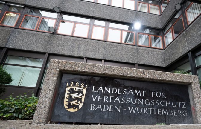 Politisch motivierte Gewalt von Extremisten hat in Baden-Württemberg im vergangenen Jahr deutlich zugenommen (Symbolfoto).<span class='image-autor'>Bernd Weißbrod/dpa</span>
