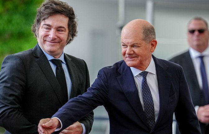 Bundeskanzler Olaf Scholz empfängt Javier Milei (l.) in Berlin.<span class='image-autor'>Foto: dpa/Kay Nietfeld</span>