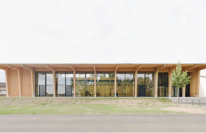 Atelier Kaiser Shen aus Stuttgart machen sich mit der umgebauten Halle Hoffnungen auf den Deutschen Architekturpreis 2025.<span class='image-autor'>Foto: Brigida González</span>