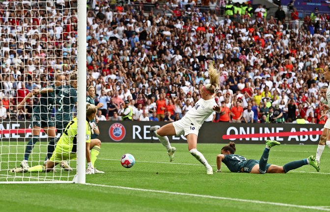 Die Entscheidung in Wembley: Chloe Kelly  erzielt das 2:1 in der Verlängerung gegen die DFB-Elf.<span class='image-autor'>Foto: IMAGO//Paul Terry</span>