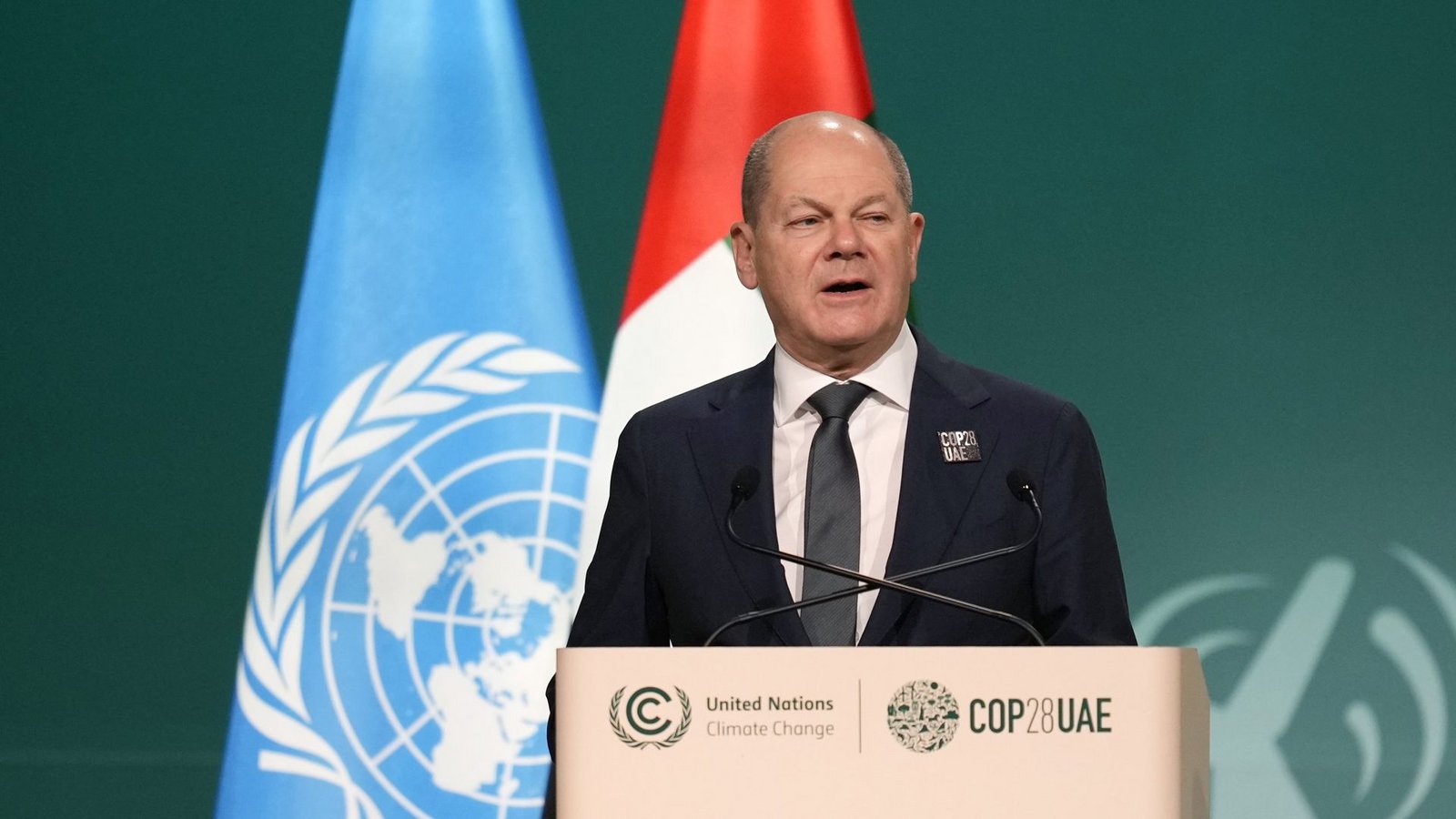 Er kam mit einer eindeutigen Botschaft nach Dubai: Olaf Scholz.Foto: dpa/Rafiq Maqbool Er kam mit einer eindeutigen Botschaft nach Dubai: Olaf Scholz.Foto: dpa/Rafiq Maqbool