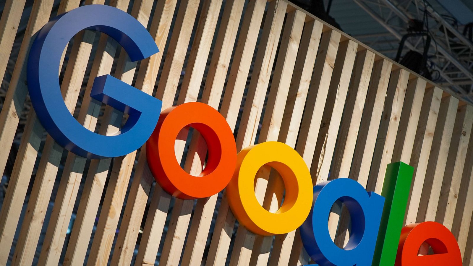 Google stellt beim „Made by Google“-Event seine neuen Produkte vor. (Symbolbild)Foto: IMAGO/Political-Moments