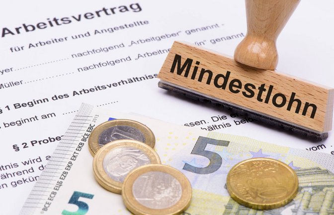 Dem Bundesarbeitsministerium zufolge sollen von der Anhebung rund sechs Millionen Arbeitnehmer profitieren (Symbolbild).<span class='image-autor'>Foto: IMAGO/Wolfilser</span>