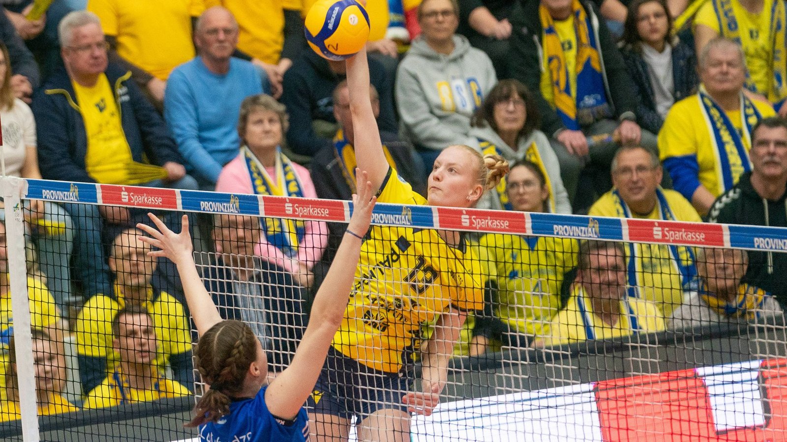 Beim SSC Schwerin durfte Luisa van Clewe in der vergangenen Saison nicht oft spielen.Foto: Imago/Ostseephoto Beim SSC Schwerin durfte Luisa van Clewe in der vergangenen Saison nicht oft spielen.Foto: Imago/Ostseephoto