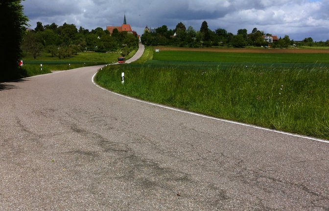 Zwischen Nussdorf und Eberdingen wird die Kreisstraße 1651 im Sommer saniert. <span class='image-autor'>Foto: Küppers</span>