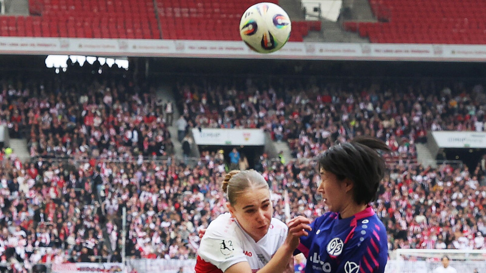 VfB-SpielerinFoto: Baumann VfB-SpielerinFoto: Baumann