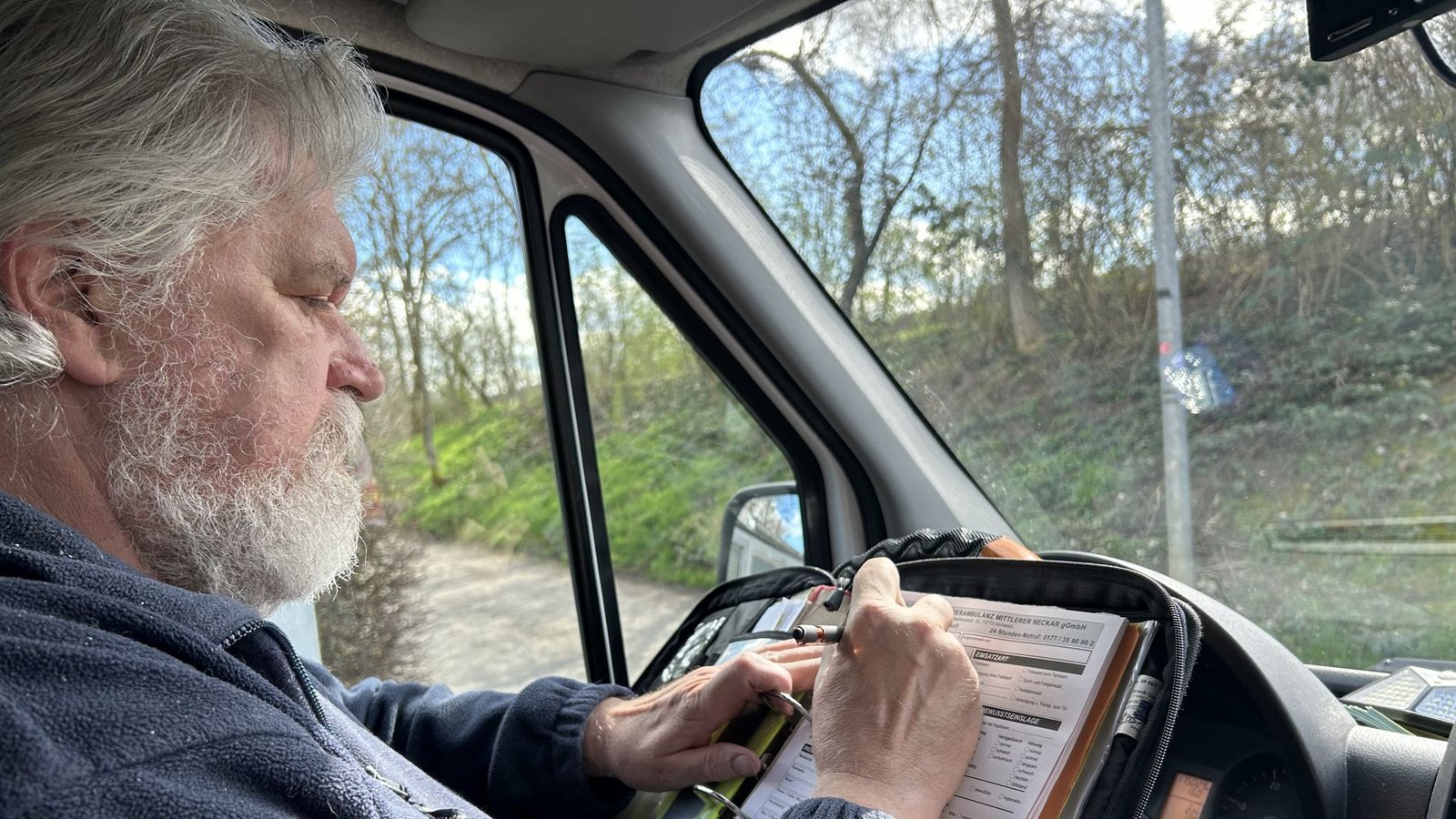 Jeder Einsatz muss schriftlich erfasst werden.Foto: StZN/Hartmann