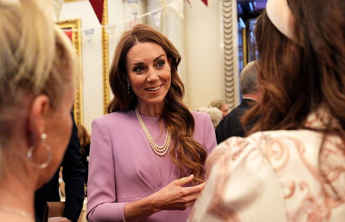 Die britische Prinzessin Kate bricht in der kommenden Woche zu ihrer ersten offiziellen Auslandsreise seit ihrer Krebsbehandlung auf. (Archivbild)<span class='image-autor'>Foto: Aaron Chown/PA Wire/dpa</span>