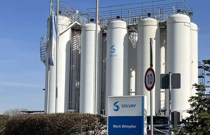 Das Solvay-Werk in Bad Wimpfen steht nur wenige hundert Meter vom Neckar entfernt.<span class='image-autor'>Foto: BUND/Andrea Hohlweck</span>